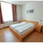 Hotel Hotel 